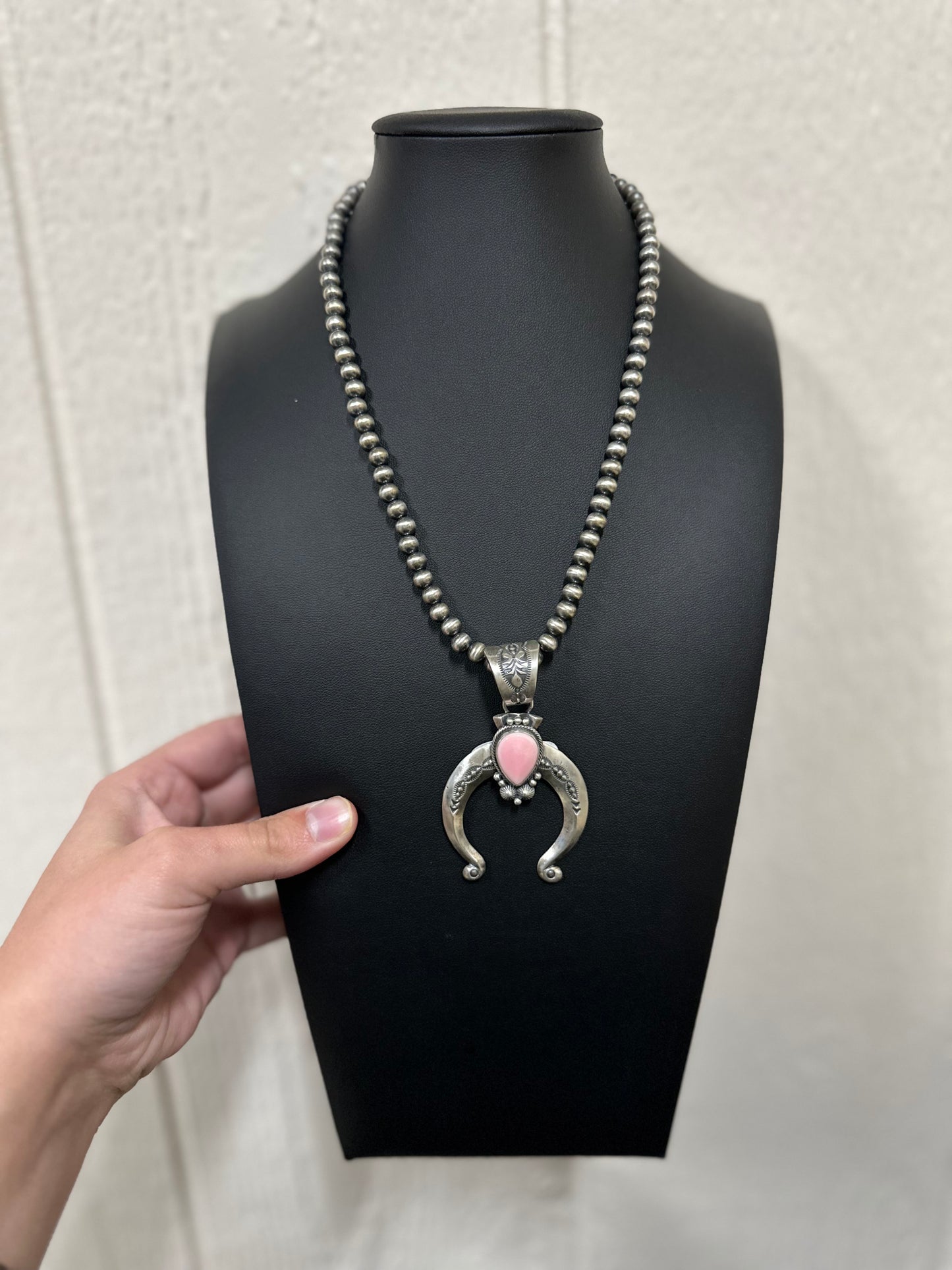 Pink Naja + Pearl Necklace