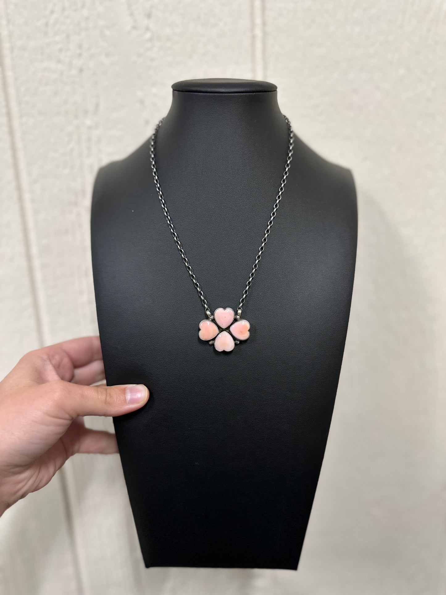 Pink Conch Heart Cluster Necklace