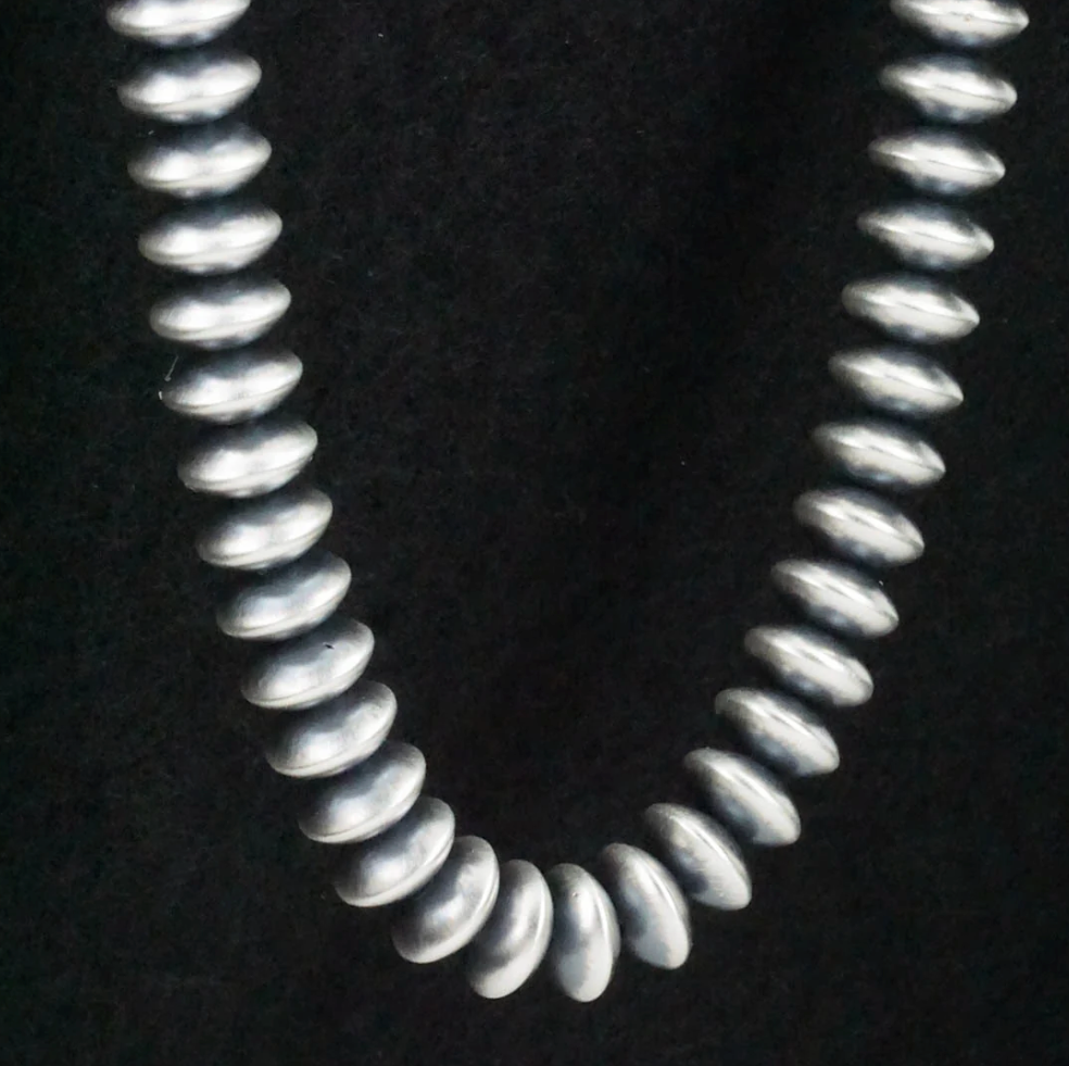 Handmade 7mm 18" Saucer Navajo Pearls