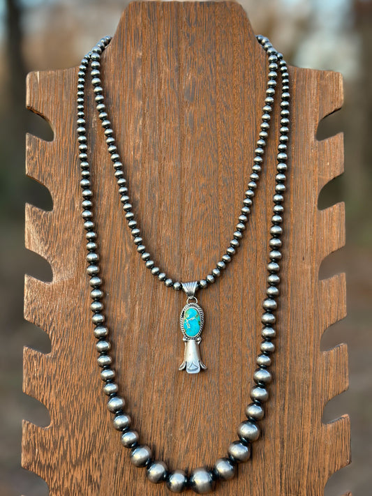 Blossom Pendant Pearl Necklace