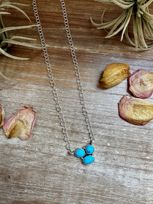 3-Stone Small Cluster Necklace – Kingman Turquoise – 17.5"