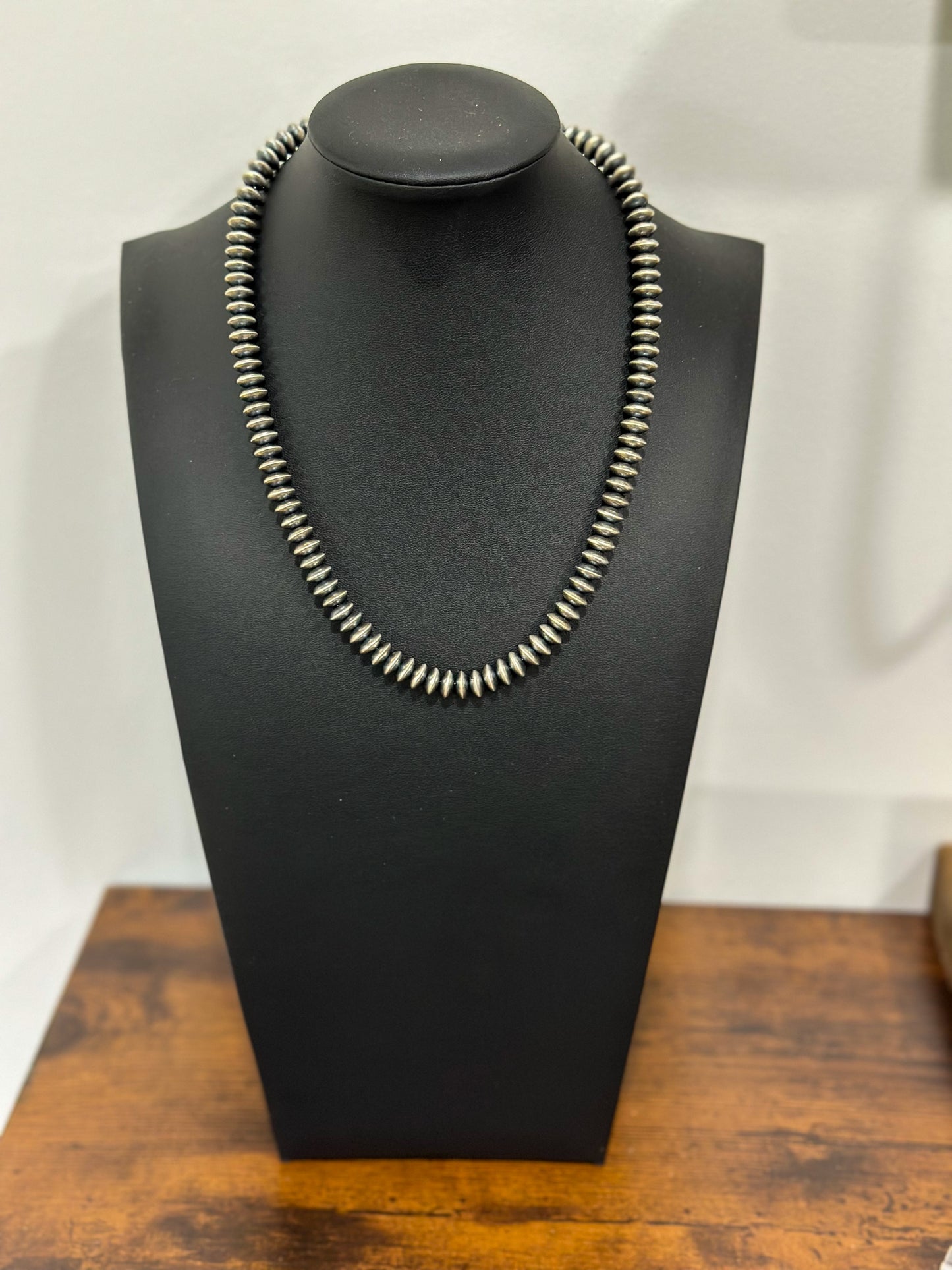 Handmade 7mm 18" Saucer Navajo Pearls