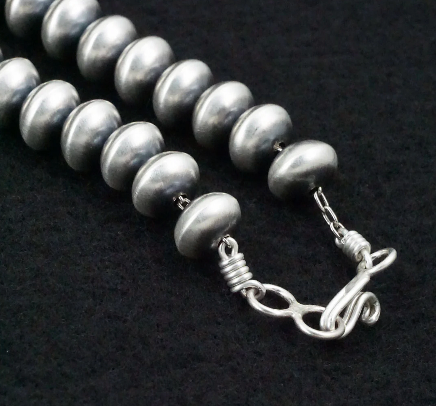 Handmade 8mm 18" Saucer Navajo Pearls